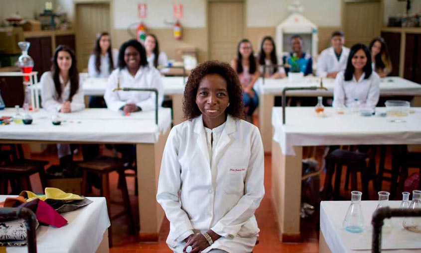 Transforming young lives in Brazil with science education and innovation